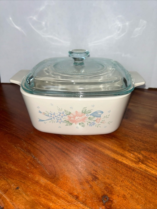 Corningware Other - Vintage Pyrex Corning Ware Symphony 1.5 Liter Casserole Dish with lid
